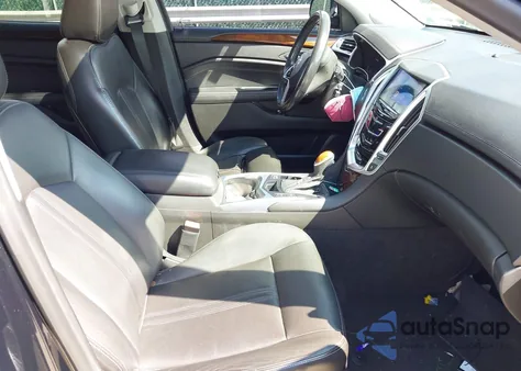 2014 Cadillac Srx Luxury Collection z USA, uszkodzony, nr VIN 3GYFNEE3XES613443